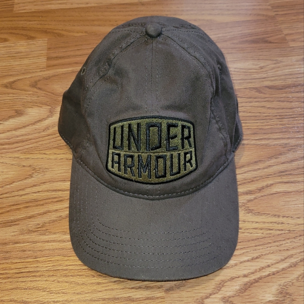 Under Armour Baseball Hat, L/XL